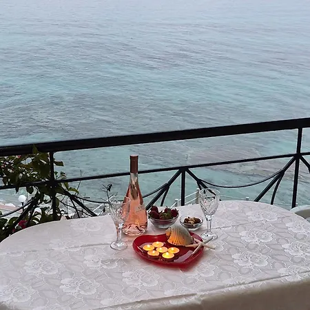 Aegean Sea Breeze Apartment
