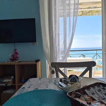 Aegean Sea Breeze Apartment *